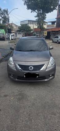 NISSAN VERSA 1.6 16V FLEX SL 4P MANUAL NISSAN VERSA 1.6 16V FLEX SL 4P MANUAL